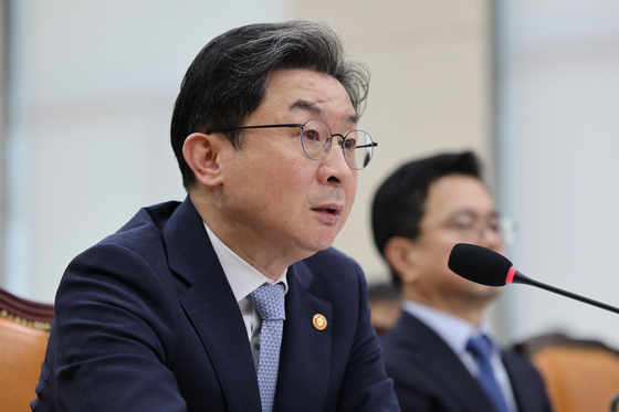 이억원 "단일 레버리지, 靑 지시 아니다…관계부처 협의해 도입"
