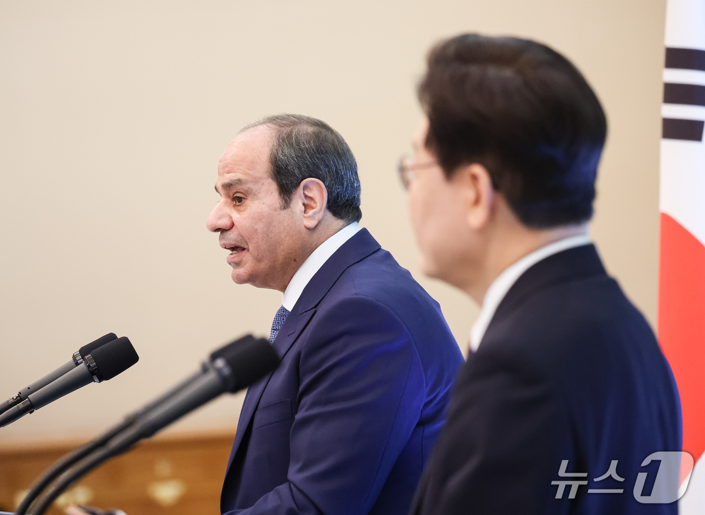 (서울=뉴스1) 허경 기자 = 압델파타 알시시 이집트 대통령이 8일 청와대에서 열린 한·이집트 공동언론발표에서 발언을 하고 있다. 2026.10.8/뉴스1