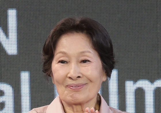 '85세' 김혜자, 건강한 모습으로 BIFF 팬들과 만남