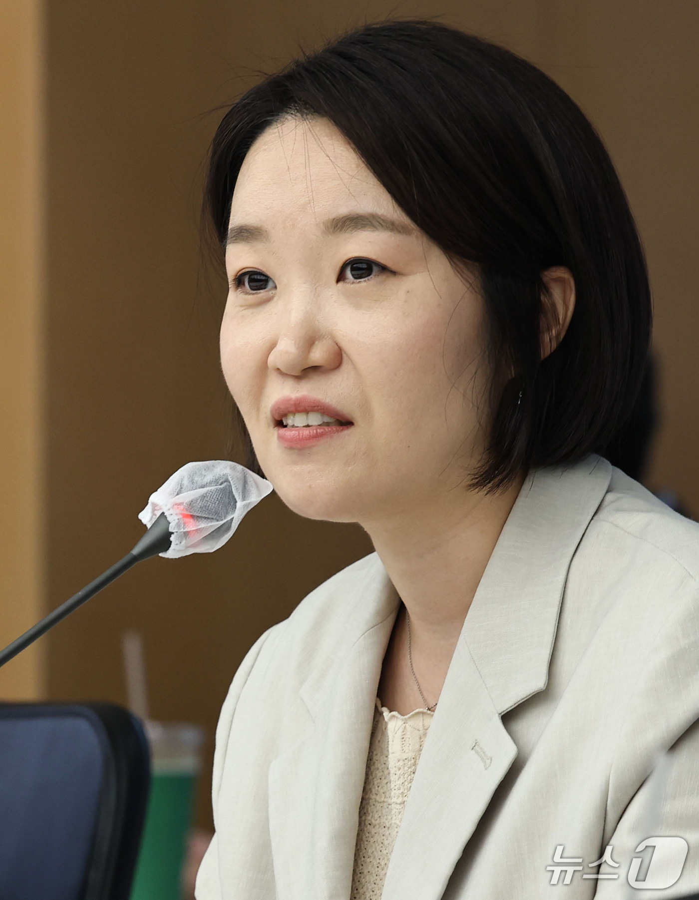 (서울=뉴스1) 이종수 기자 = 이소영 중소벤처기업부 장관이 8일 오후 서울 영등포구 여의도 중소기업중앙회에서 열린 중소기업 단체장 차담회에서 발언하고 있다. 2026.10.8/뉴 …