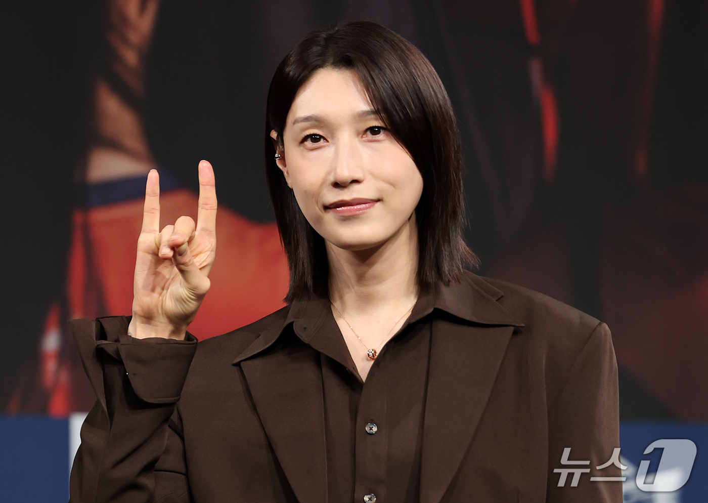 (서울=뉴스1) 김진환 기자 = 배구여제 김연경이 8일 오후 서울 마포구 상암동 MBC 골든마우스홀에서 열린 MBC 새 예능 '신인감독 김연경2' 제작발표회에 참석해 포즈를 취하고 …