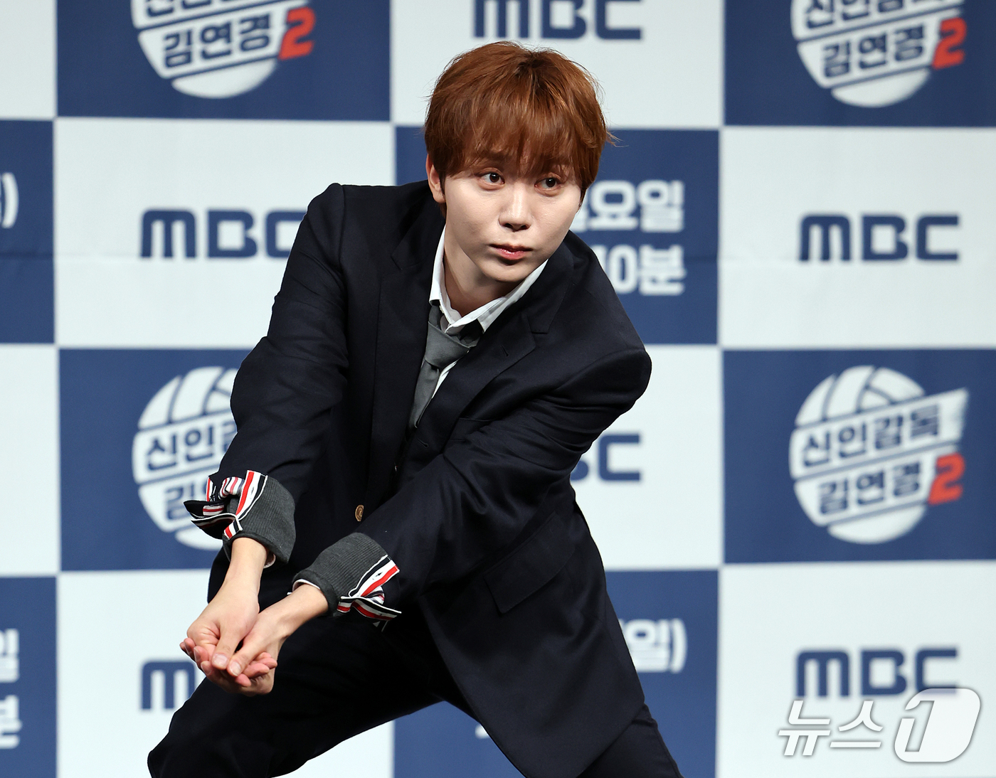 (서울=뉴스1) 김진환 기자 = 세븐틴 부승관이 8일 오후 서울 마포구 상암동 MBC 골든마우스홀에서 열린 MBC 새 예능 '신인감독 김연경2' 제작발표회에 참석해 포즈를 취하고 …