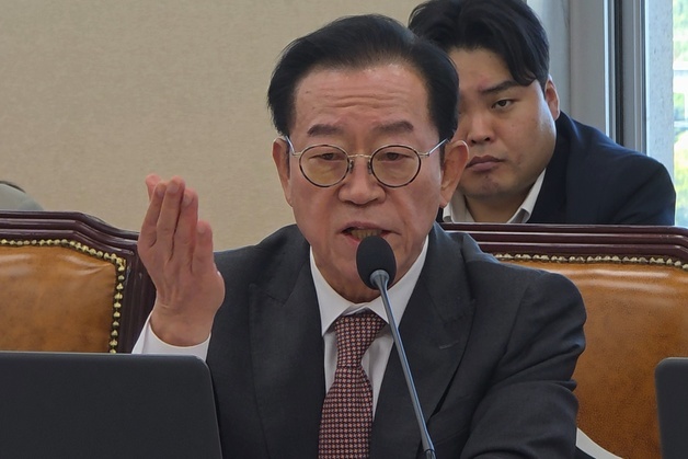 단 15분 전력피크로 1년 기본요금 산정…이종배 "너무 과도한 부담"