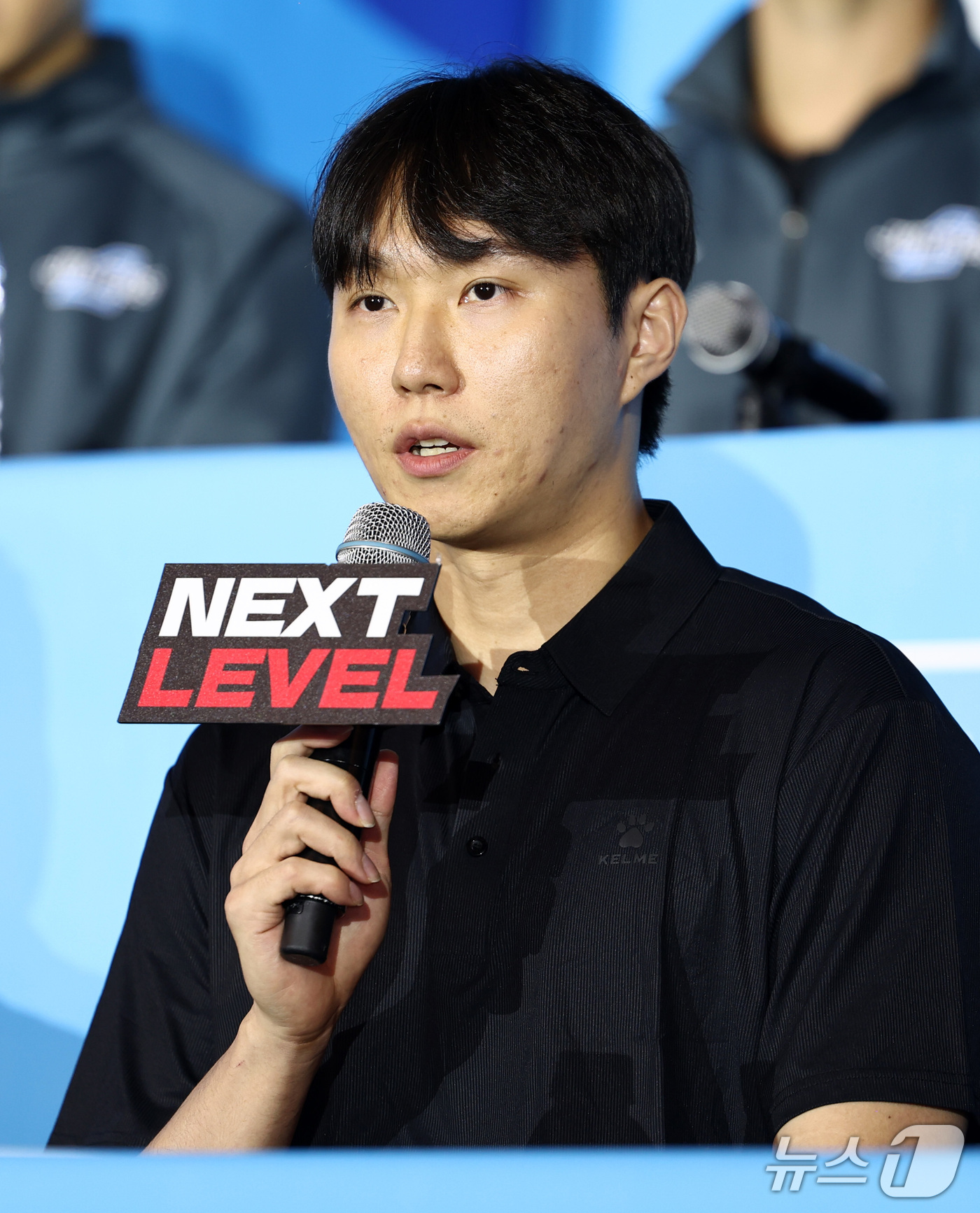 (서울=뉴스1) 최지환 기자 = 한국전력 이민규가 8일 오후 서울 강남구 호텔리베라 청담에서 열린 2026-2027 시즌 프로배구 남자부 미디어데이에서 시즌에 임하는 각오를 밝히고 …