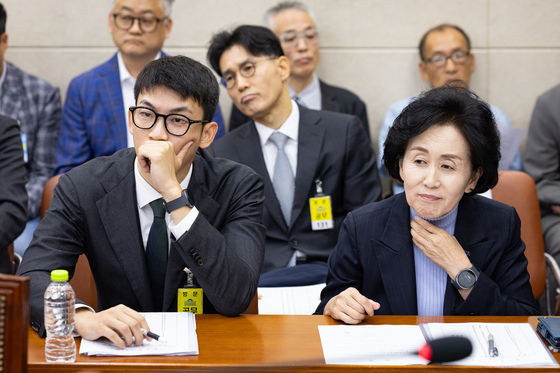 약배송 확대에 약사계·비대면플랫폼 공방…정은경 "의견 수렴"