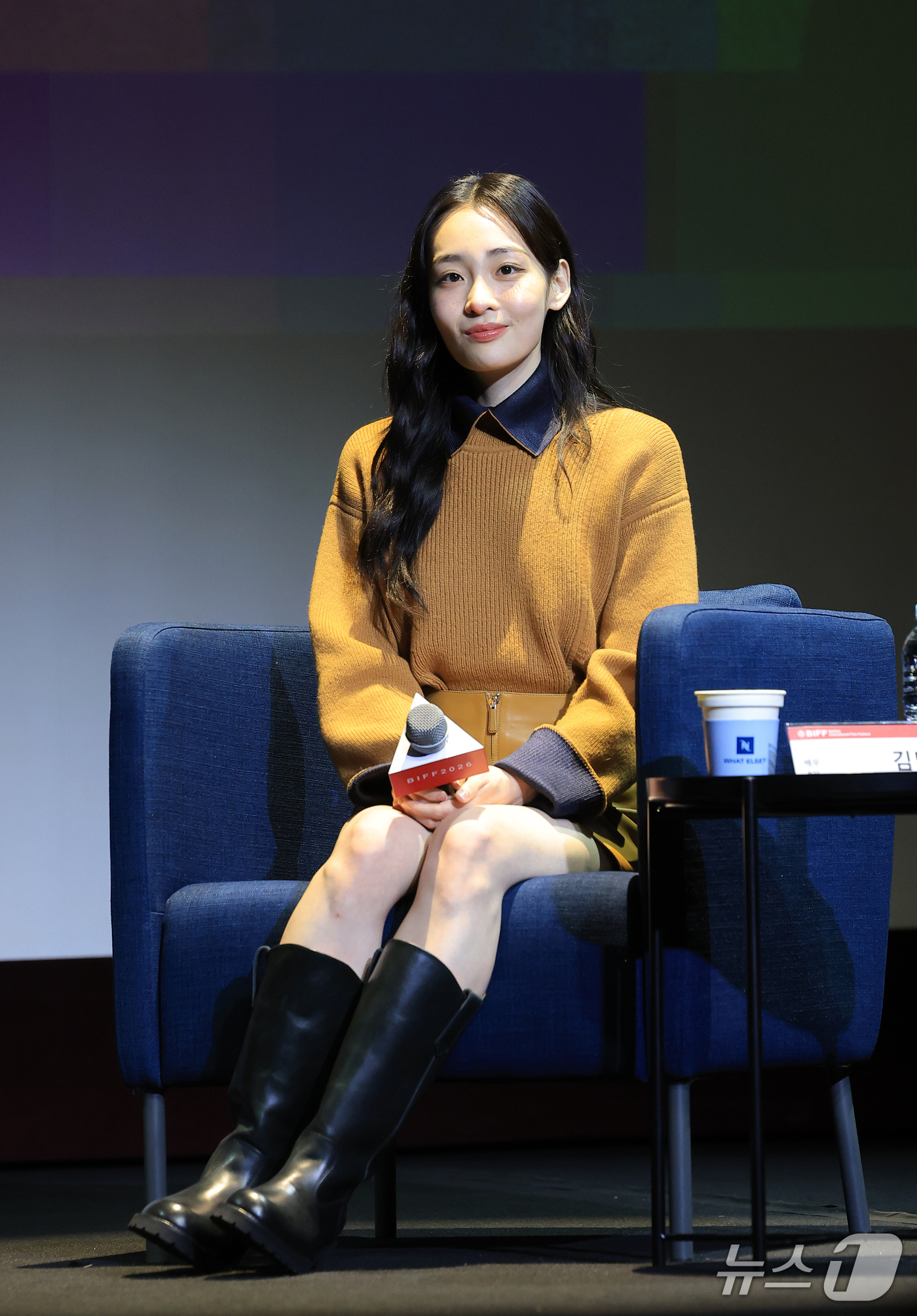 (부산=뉴스1) 권현진 기자 = 배우 김민하가 8일 부산 해운대구 신세계백화점 센텀시티 문화홀에서 열린 액터스 하우스 행사에 참석해 객석을 바라보고 있다. 2026.10.8/뉴스1 …