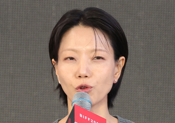 인사말 하는 '푸른길' 김신록