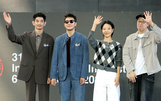 '푸른밤' 주역들의 빛나는 인사