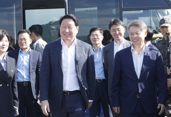 中 D램 점유율 '야금야금'…최태원, 캐파 확대 총력전 맞불