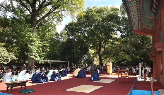 조선왕조실록 포쇄 재현 행사 열린 전주