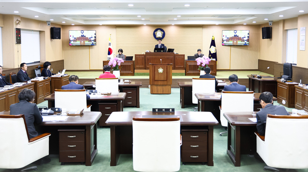 청양군의회 임시회 폐회…조례안 10건 처리