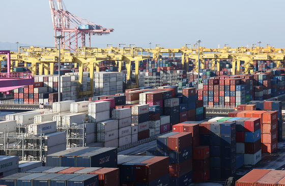 "'슈퍼사이클'이라더니"…반도체 덕에 '역대급 1월 수출' 달성