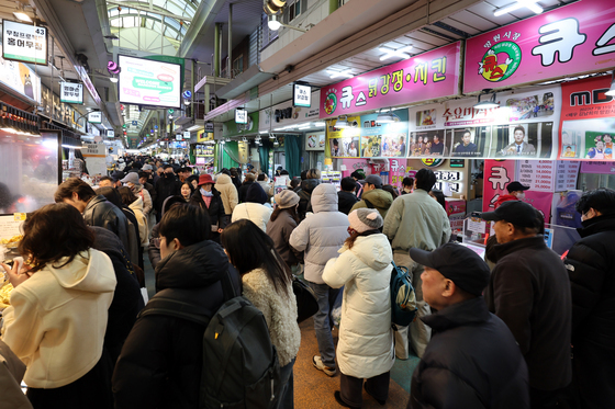 설 명절 앞두고 소상공인·전통시장 경기전망 상승에 '기대'