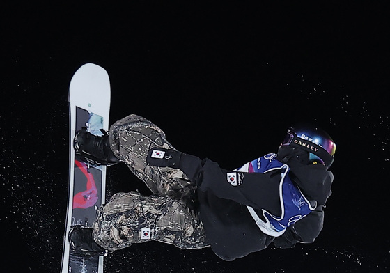 하늘을 나는 유승은