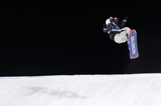 금빛 연기 선보이는 무라세 코코모