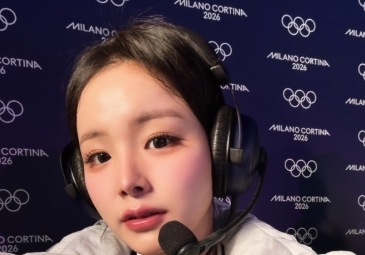 "김연아보다 더 예쁘다"…피겨 해설 임은수 미모 외신도 '들썩'