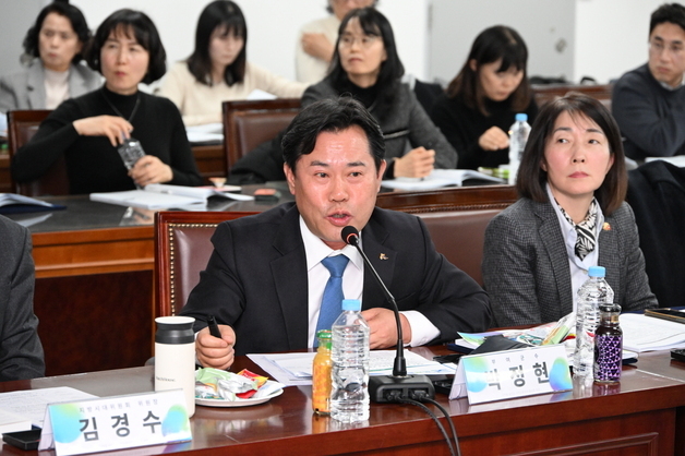 박정현 부여군수, 지역순환경제 활성화 포럼서 '굿뜨래페이' 소개