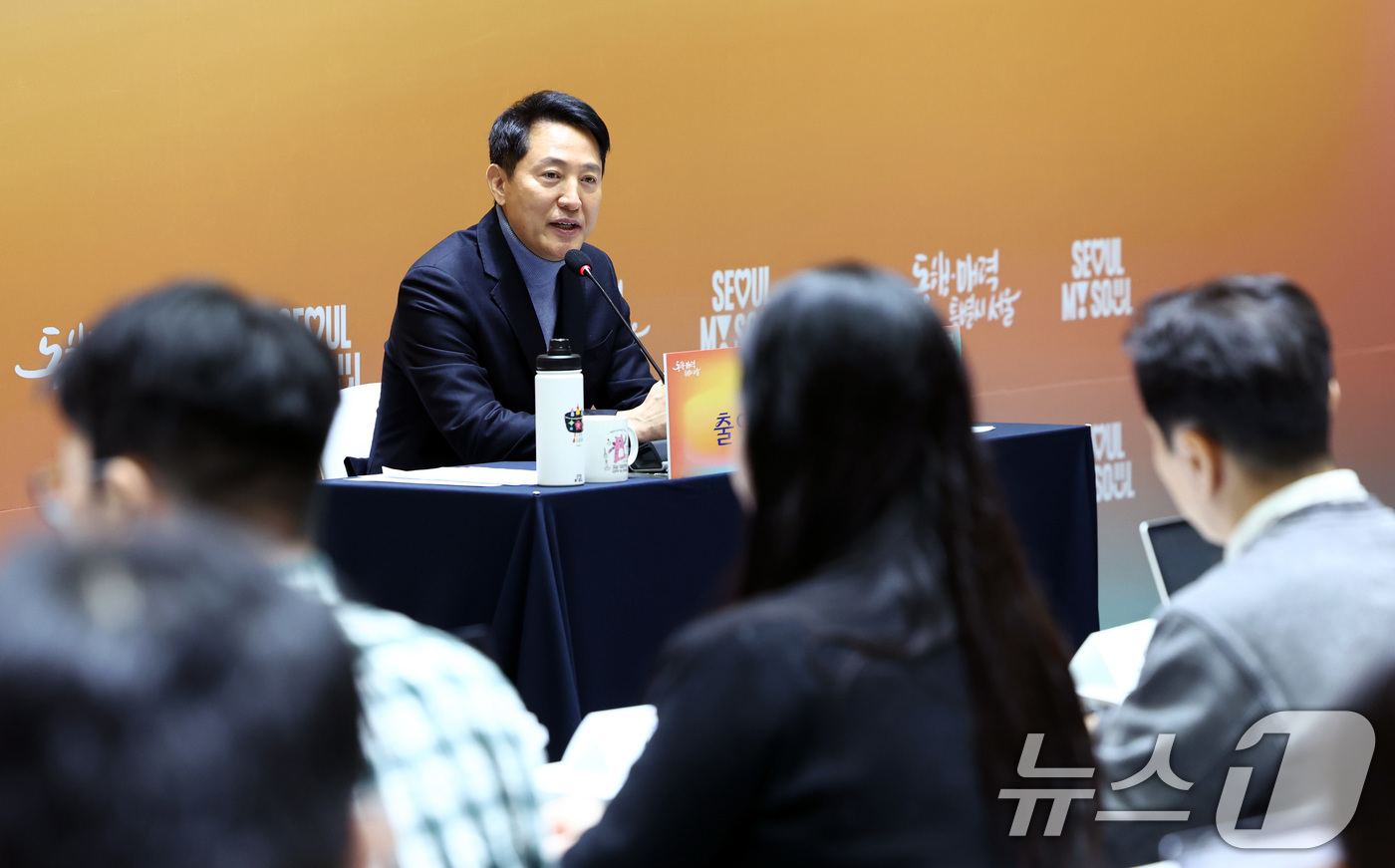 (서울=뉴스1) 최지환 기자 = 오세훈 서울시장이 10일 서울 중구 서울시청에서 열린 출입기자단 신년 간담회에서 발언하고 있다. 2026.2.10/뉴스1