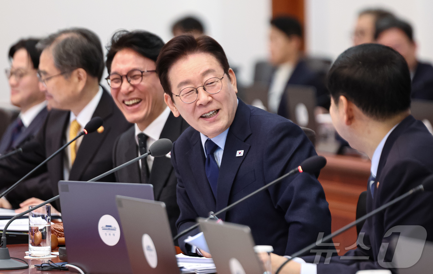 (서울=뉴스1) 허경 기자 = 이재명 대통령이 10일 청와대에서 열린 국무회의에서 발언을 하고 있다. 2026.2.10/뉴스1