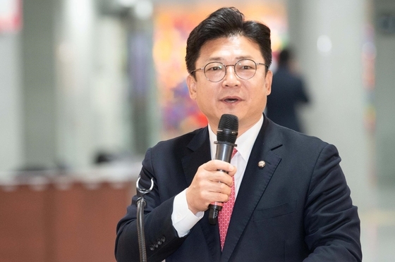 강명구 "이재명 5개 재판 재개 돼야"…국힘 릴레이 기자회견