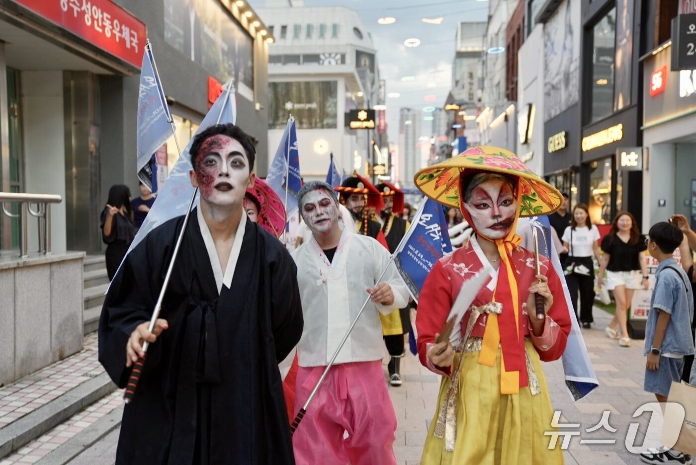 본문 이미지 - 작년 한여름밤 오싹호러페스티벌.(청주시 제공. 재판매 및 DB금지)/뉴스1