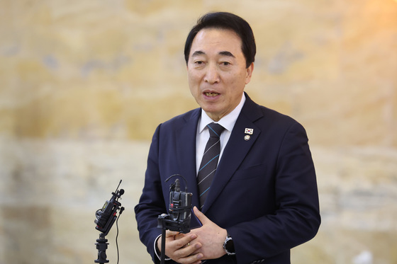 박수현 대변인, 비공개 의총 브리핑