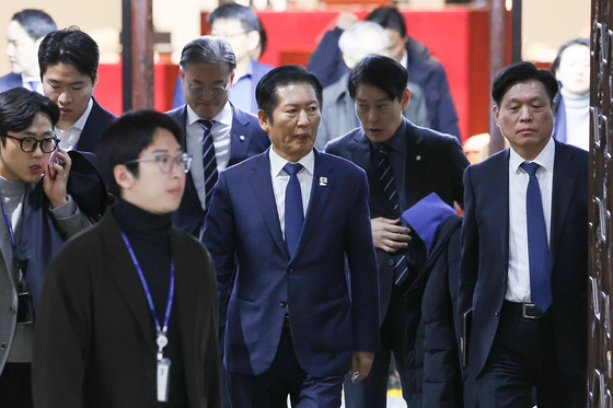 합당 관련 의총 마친 정청래 대표