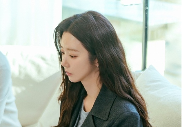 '스프링 피버' 이주빈, 용기 내 정면돌파? 연 끊었던 나영희 대면