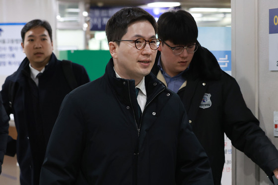 이원모 전 공직기강비서관 '법정으로'