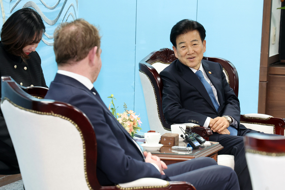 정동영 장관, 네덜란드 외교장관 접견