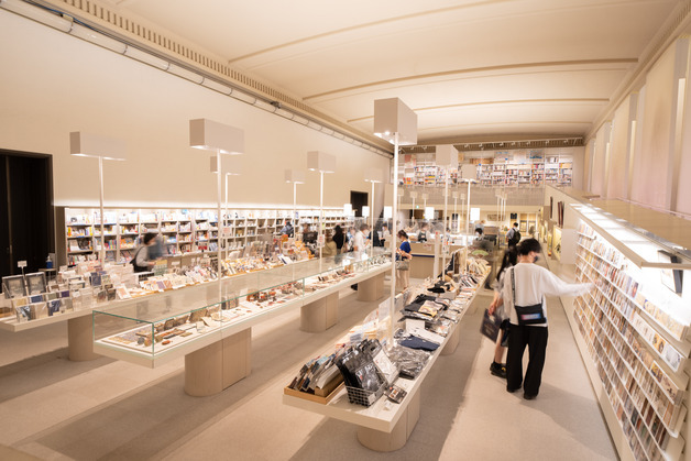 고려청자·조선 복식 담은 '뮷즈' 일본 도쿄에서 만난다…아시아 K-굿즈 진출