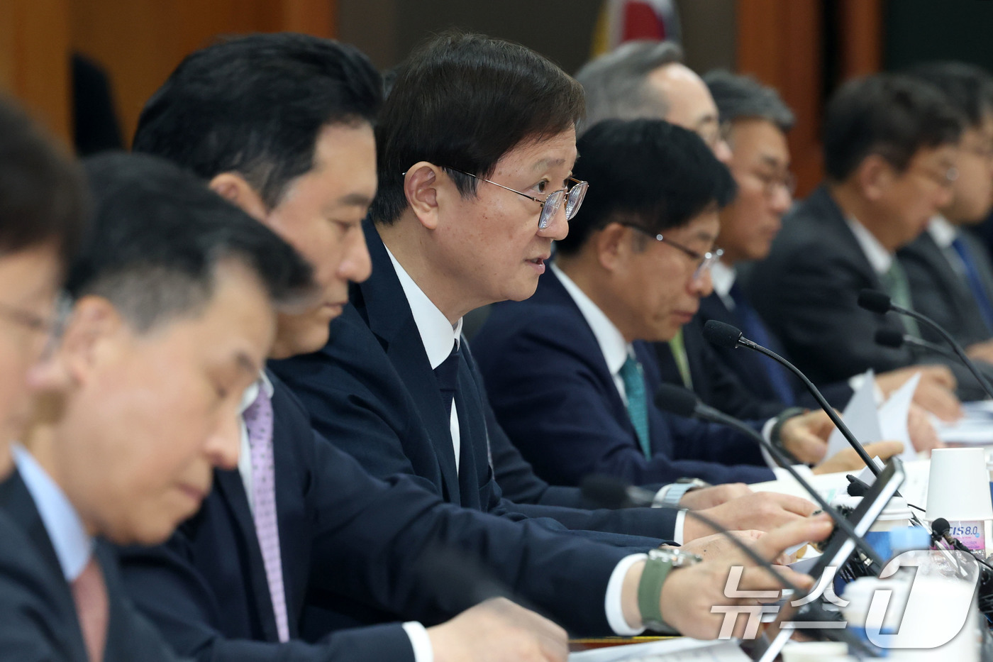 (서울=뉴스1) 이광호 기자 = 이찬진 금융감독원장이 10일 오후 서울 영등포구 금융투자협회에서 열린 증권회사 CEO와의 간담회에서 발언하고 있다. 2026.2.10/뉴스1