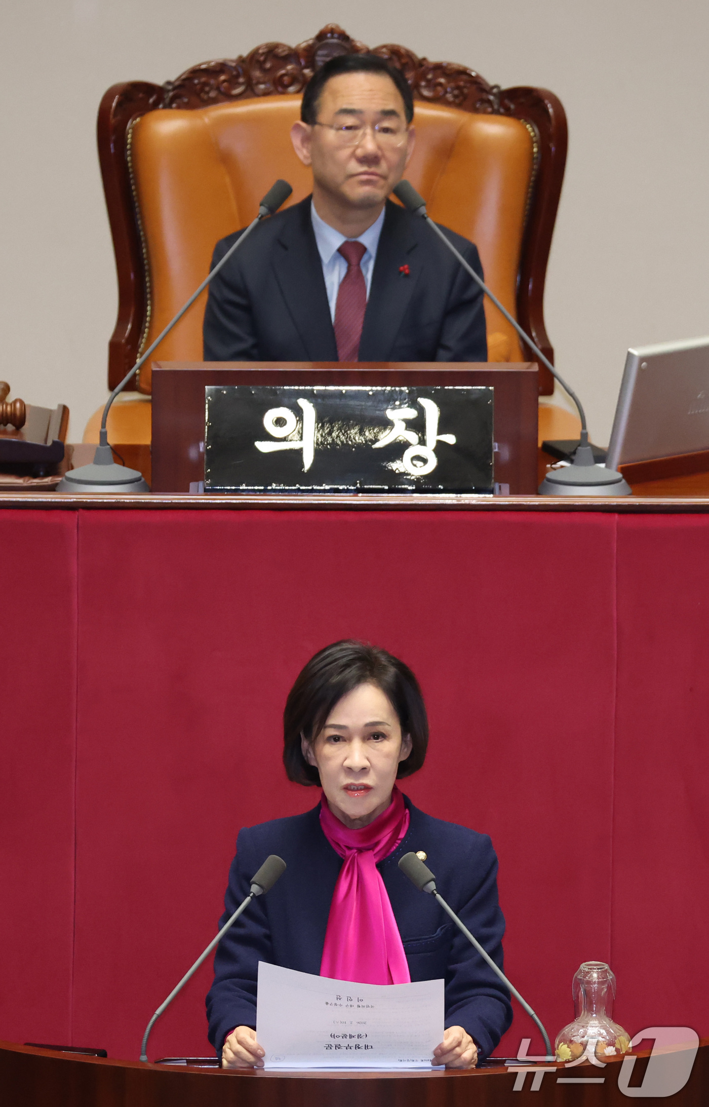 (서울=뉴스1) 신웅수 기자 = 이인선 국민의힘 의원이 10일 서울 여의도 국회에서 열린 제432회국회(임시회) 제5차 본회의에서 경제에 관한 질문을 하고 있다. 2026.2.10 …