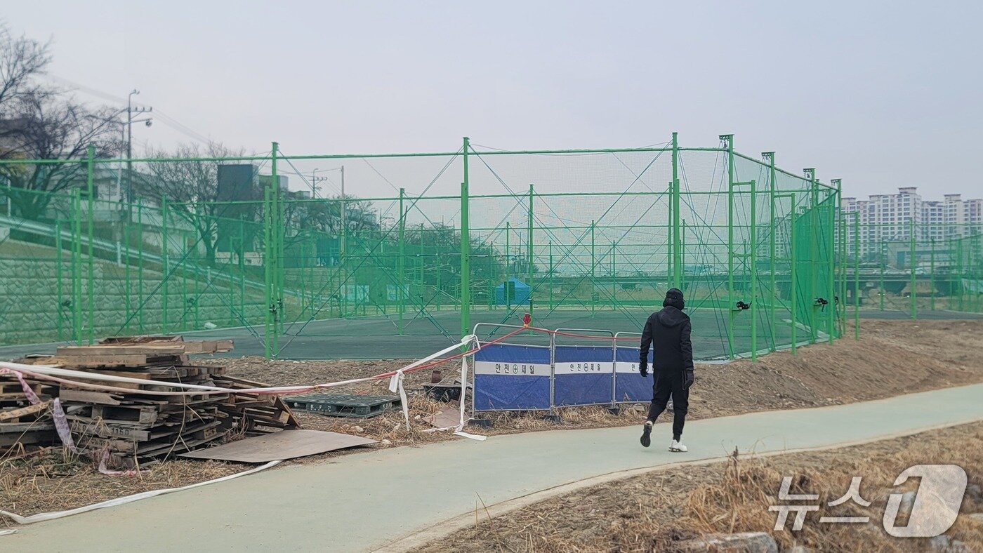 본문 이미지 - 청주시 흥덕구 운천동 일원에 준공을 앞둔 그라운드 골프장·피클볼장./뉴스1