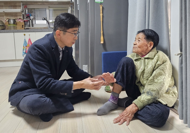 포항시, 경북 유일 생존 日위안부 피해 어르신 위로 방문
