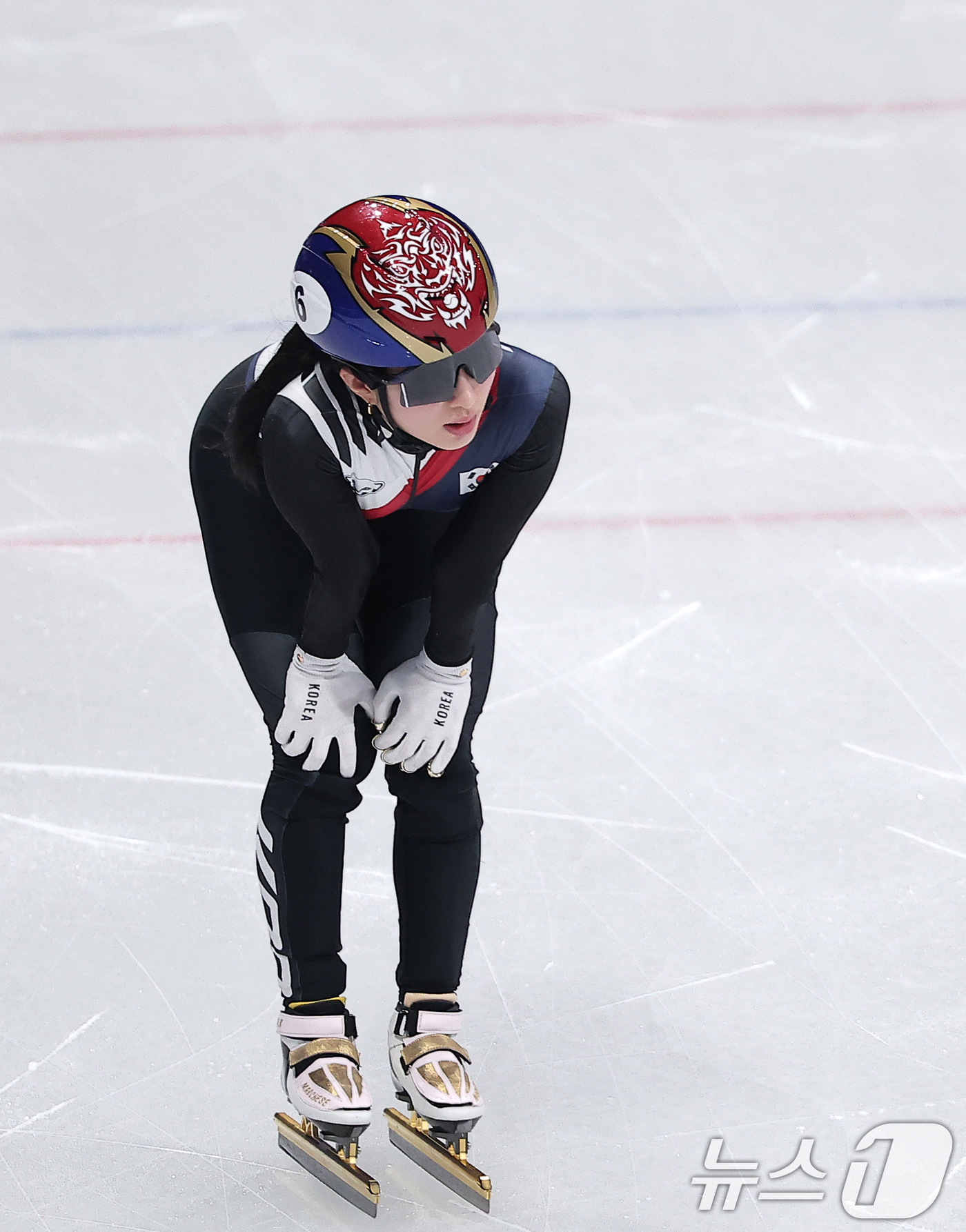 (밀라노=뉴스1) 김성진 기자 = 쇼트트랙 대표팀 김길리가 10일(현지시간) 이탈리아 밀라노 아이스 스케이팅 아레나에서 열린 여자 500m 예선에서 조2위로 준준결선에 진출한 후 …