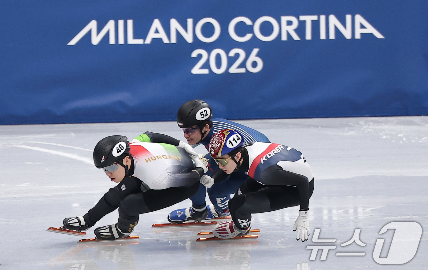 (밀라노=뉴스1) 김성진 기자 = 쇼트트랙 선수 신동민이 10일(현지시간) 이탈리아 밀라노 아이스 스케이팅 아레나에서 열린 2026 밀라노·코르티나담페초 동계올림픽 쇼트트랙 남자 …