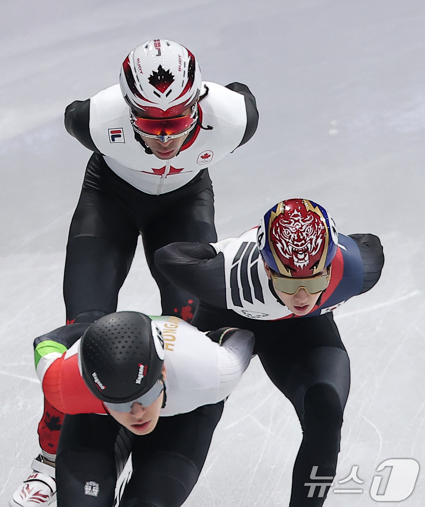 (밀라노=뉴스1) 김성진 기자 = 쇼트트랙 선수 신동민이 10일(현지시간) 이탈리아 밀라노 아이스 스케이팅 아레나에서 열린 2026 밀라노·코르티나담페초 동계올림픽 쇼트트랙 남자 …