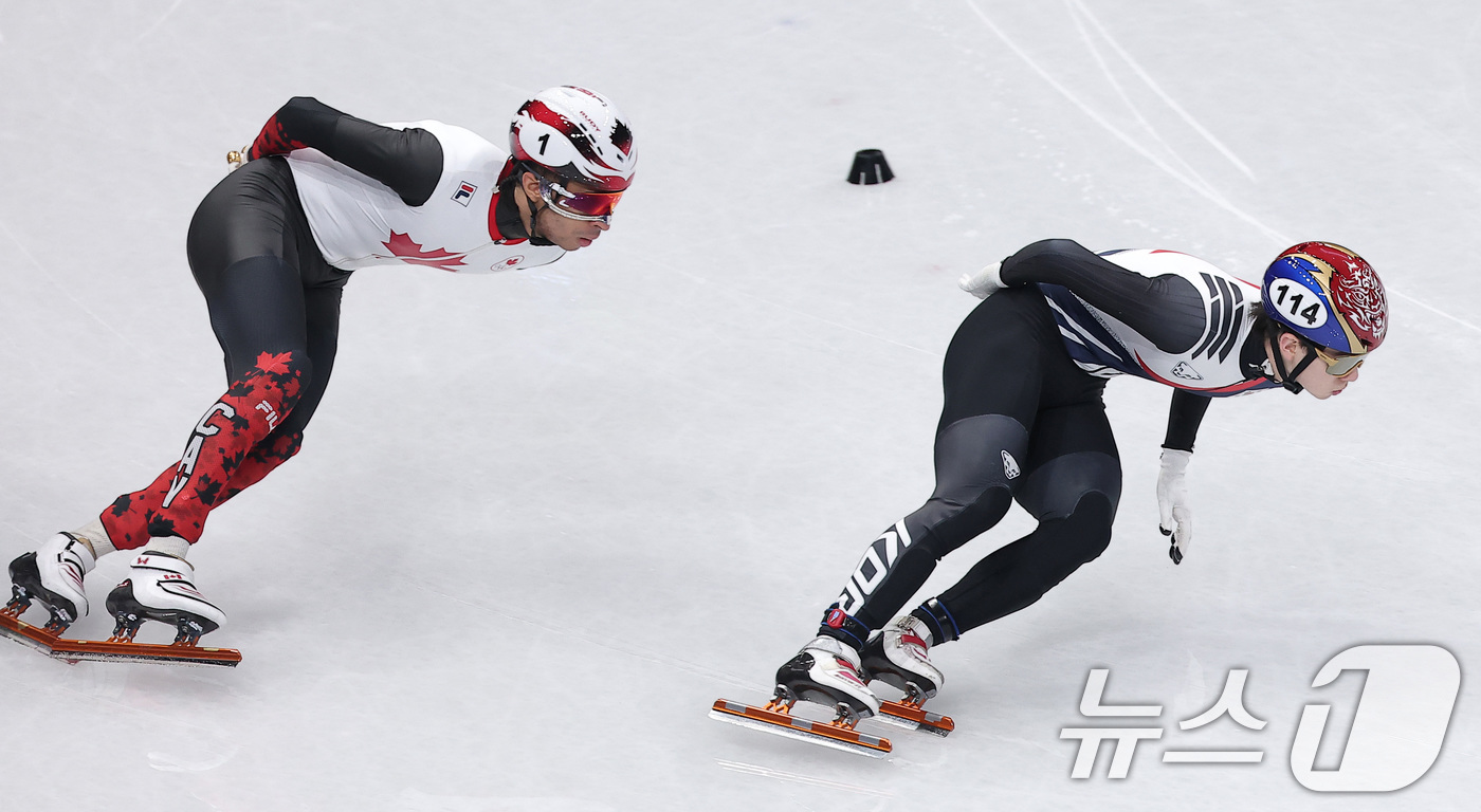 (밀라노=뉴스1) 김성진 기자 = 쇼트트랙 선수 신동민이 10일(현지시간) 이탈리아 밀라노 아이스 스케이팅 아레나에서 열린 2026 밀라노·코르티나담페초 동계올림픽 쇼트트랙 남자 …