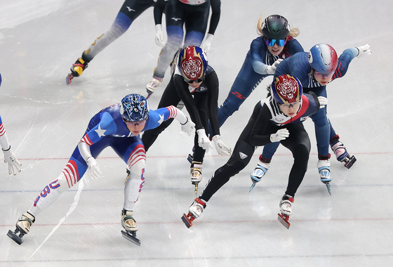 레이스 펼치는 최민정