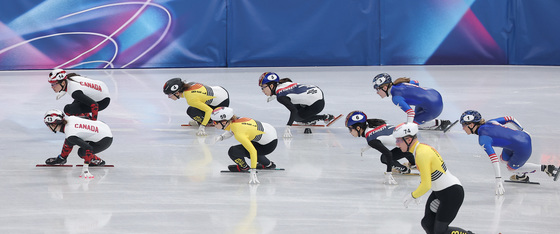 혼성 계주 준결승 질주하는 대한민국