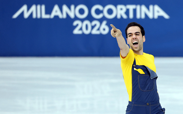 논란의 미니언즈, 결국 빙판 위에…피겨 사바테, 유쾌한 연기 마쳐 [올림픽]