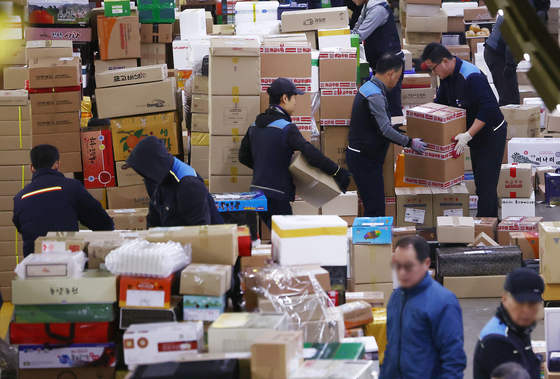 설 택배로 구슬땀