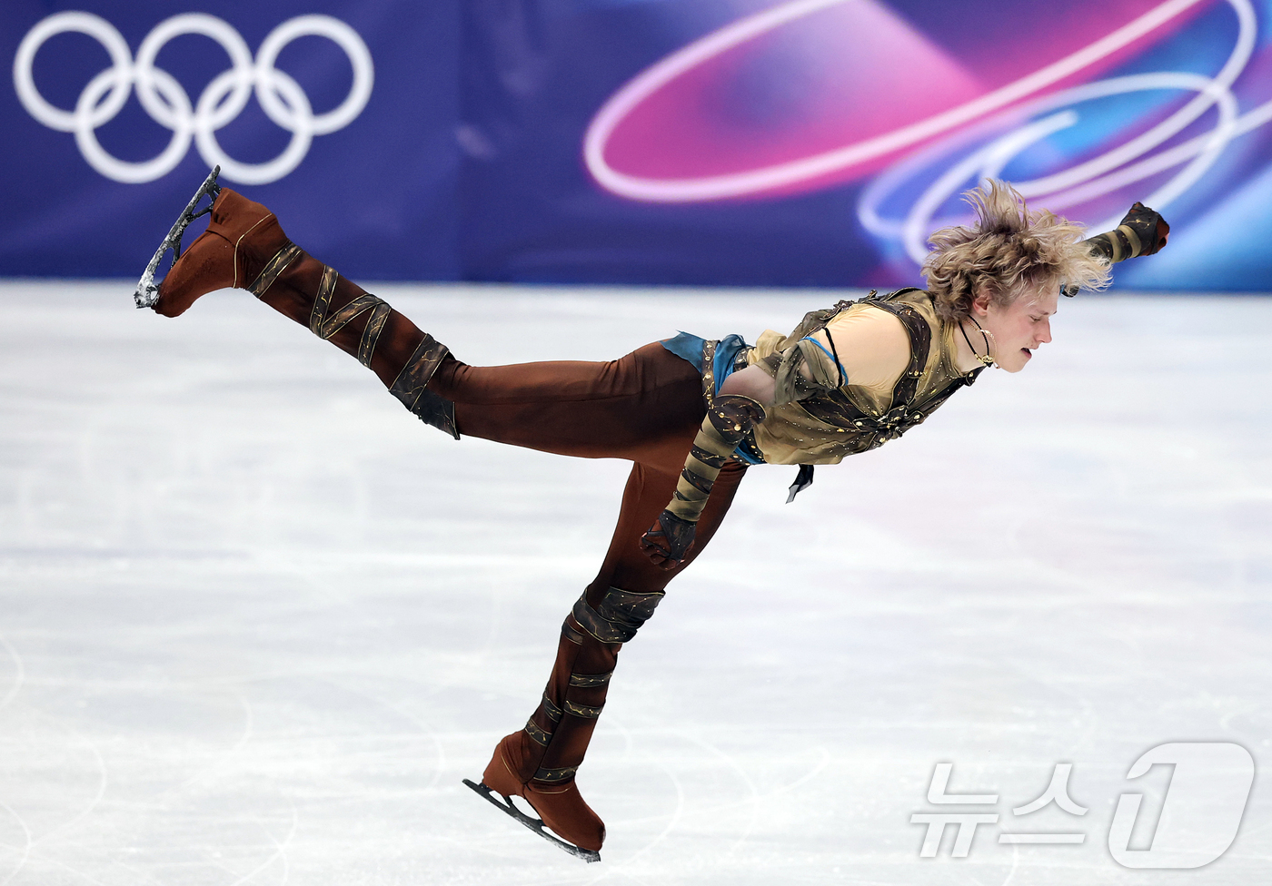 (밀라노=뉴스1) 김진환 기자 = 미국 피겨선수 일리야 말리닌이 10일(현지시간) 이탈리아 밀라노 아이스 스케이팅 아레나에서 열린 2026 밀라노·코르티나담페초 동계 올림픽 피겨스 …