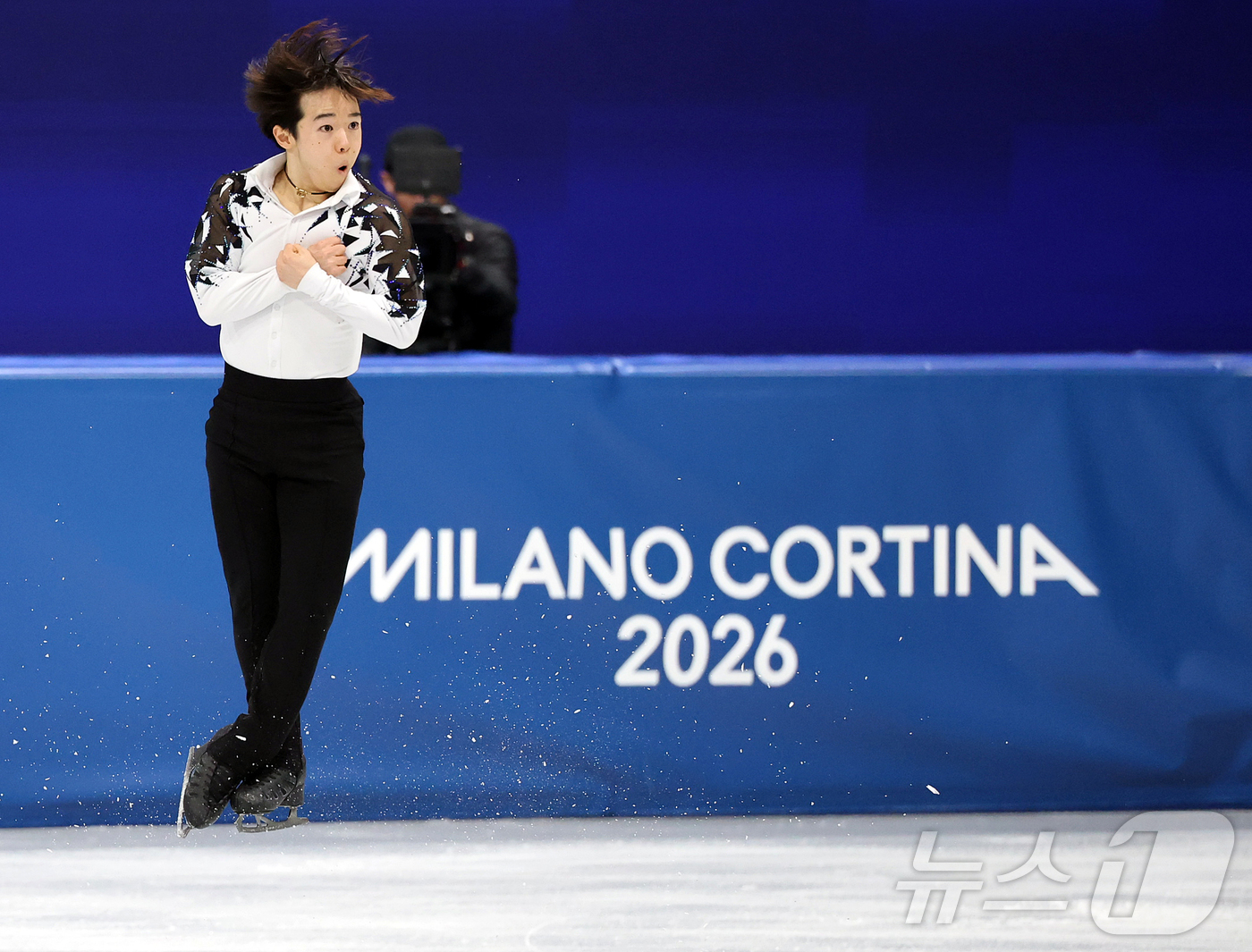 (밀라노=뉴스1) 김진환 기자 = 일본 피겨선수 가기야마 유마가 10일(현지시간) 이탈리아 밀라노 아이스 스케이팅 아레나에서 열린 2026 밀라노·코르티나담페초 동계 올림픽 피겨스 …