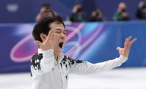 환호성 이끌어내는 카기야마 유마