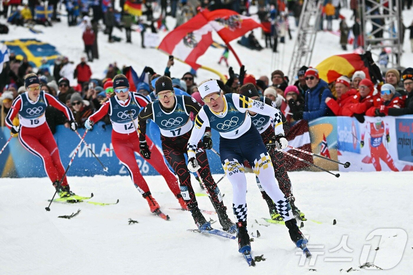 본문 이미지 - 2026 밀라노·코르티나담페초 동계올림픽 크로스컨트리 스키 여자 스프린트 클래식 경기 장면. ⓒ AFP=뉴스1