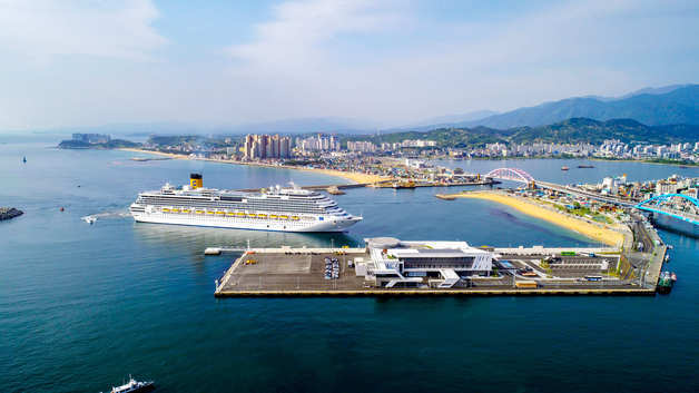 '바다 위 특급호텔' 속초항 크루즈 뜬다…시·도민 체험단 300명 선발