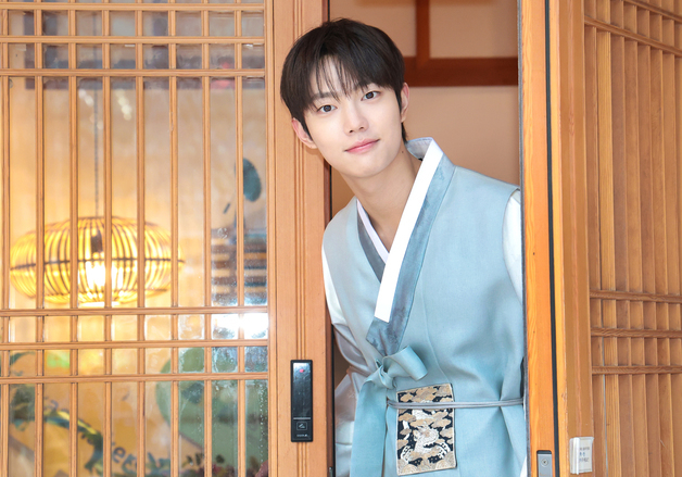 조준영 "'말의 해' 더 달려야죠…판타지·로코 도전 " [한복인터뷰]②