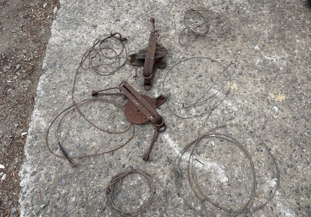 지리산국립공원 산청서 불법 엽구 8점 수거…올무·창애 등 적발